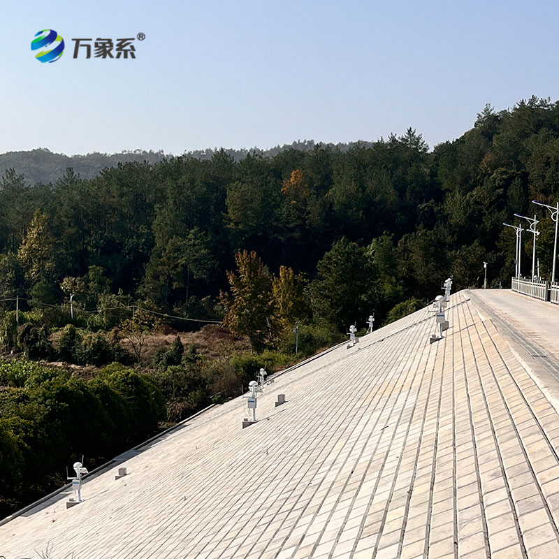 GNSS边坡位移监测站